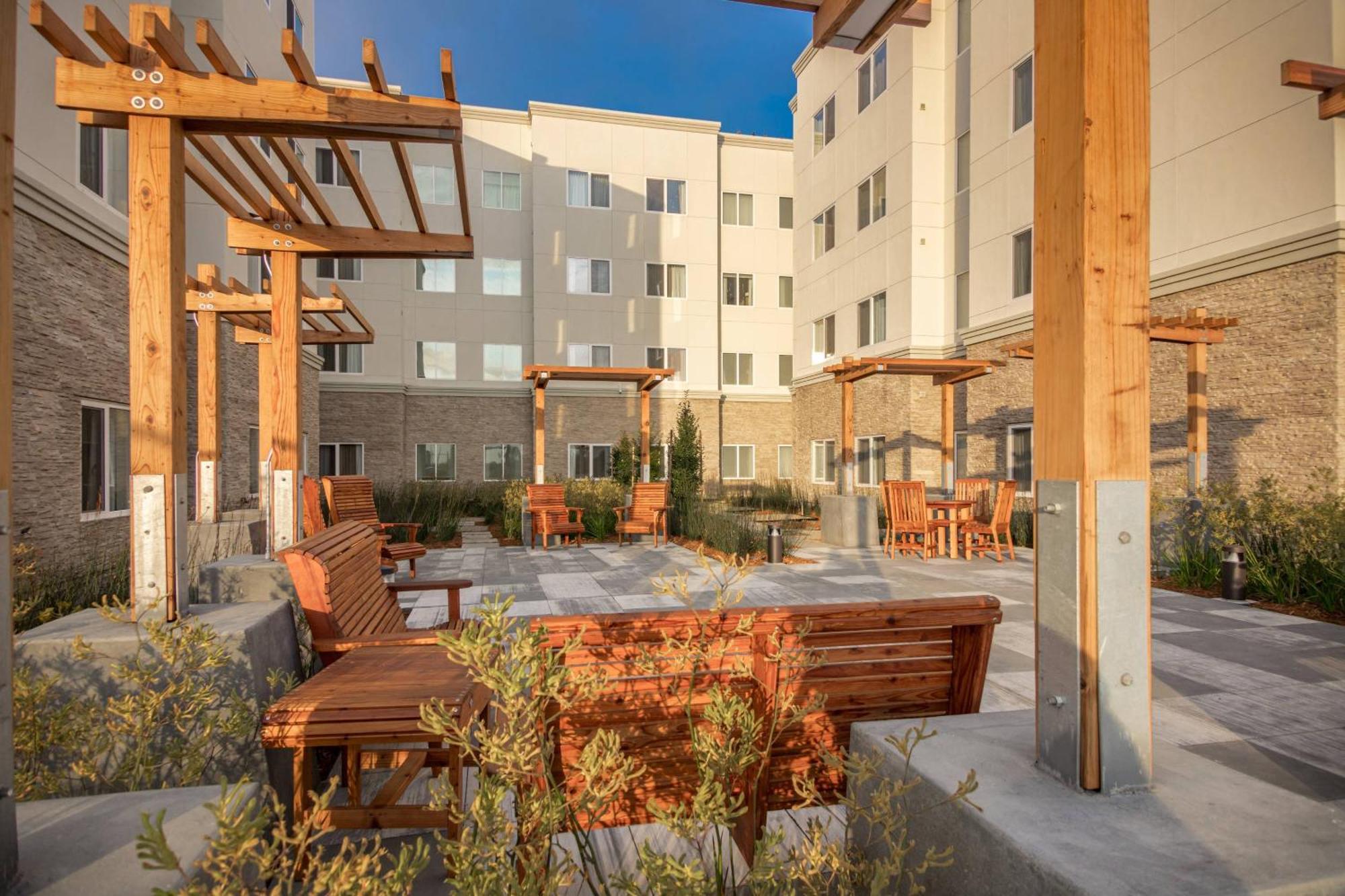 Residence Inn By Marriott San Jose North/Silicon Valley Exterior photo